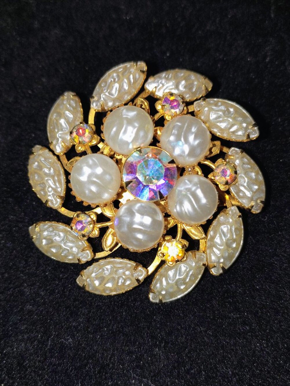 Vintage 1950s–60s Pinwheel Brooch – Faux Pearls & AB Rhinestones, Swedge Constru